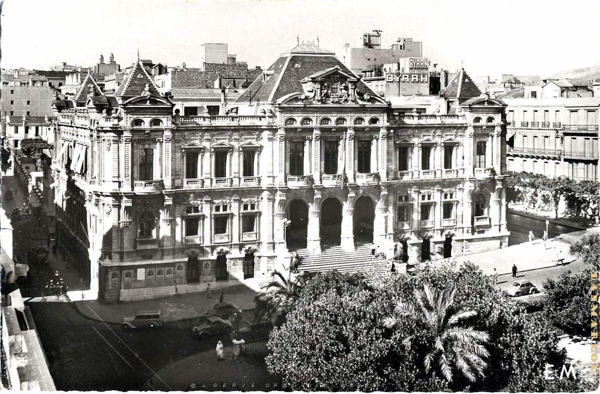 PA b- 043- Hotel de ville.jpg